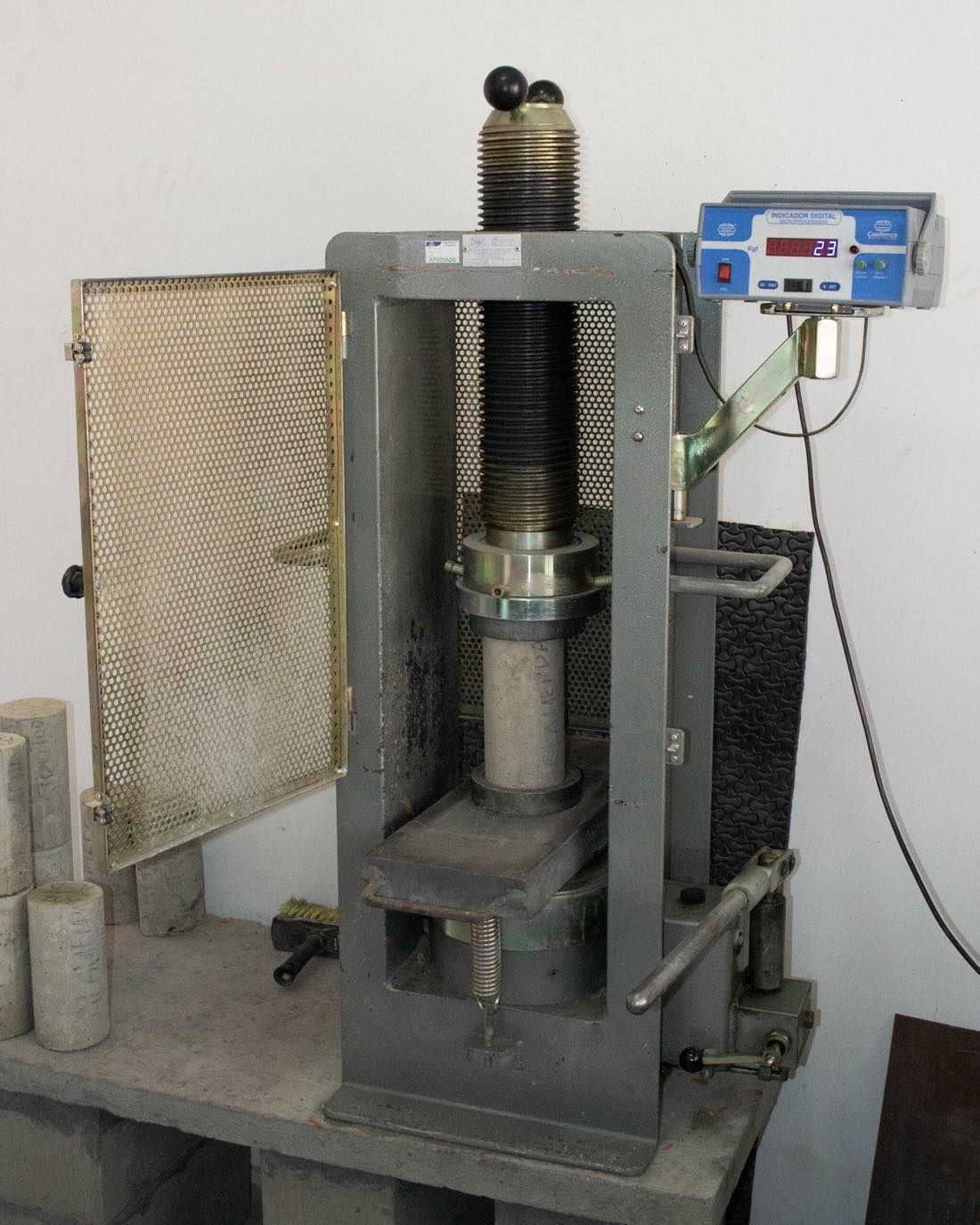 Técnico em ensaio de materiais